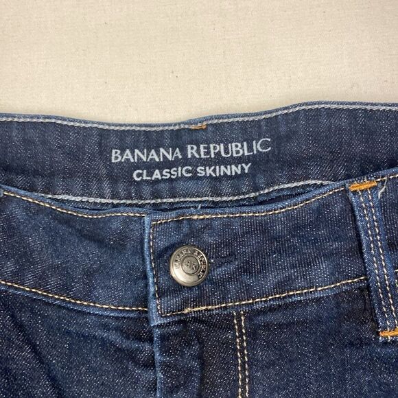 Banana Republic Classic Skinny dark wash jeans ladies 10 - Picture 2 of 6